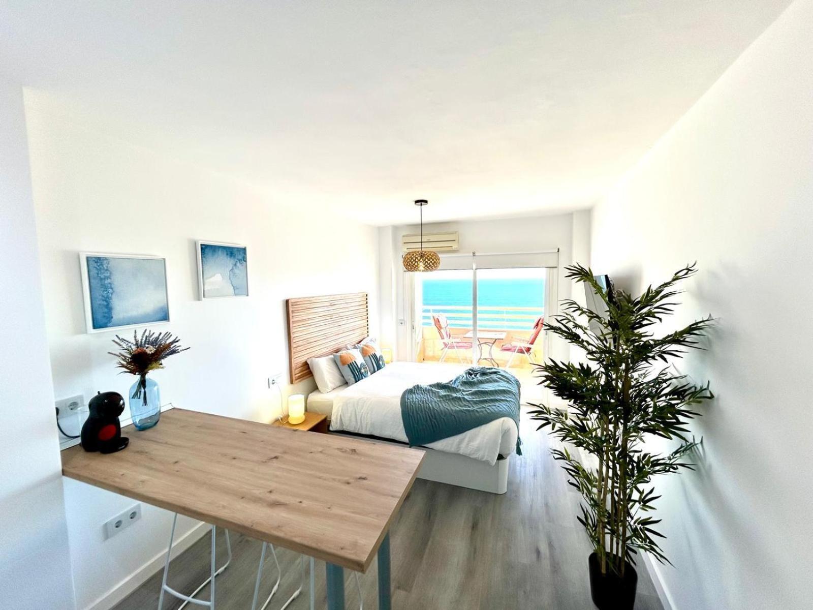 Stella Maris - Amazing Frontal Sea Views With Pool & Terrace By 10Tosea Apartment Fuengirola Ngoại thất bức ảnh